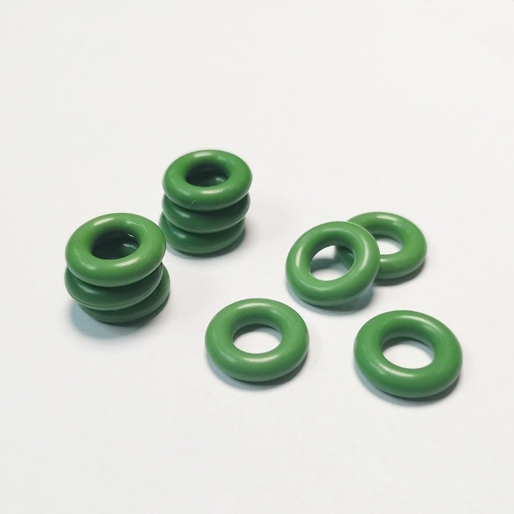 ขนาดที่กําหนดเอง อุปกรณ์กันอุณหภูมิ O-ring ยางฟลอรีนสีเขียว สําหรับเครื่องประปารถยนต์