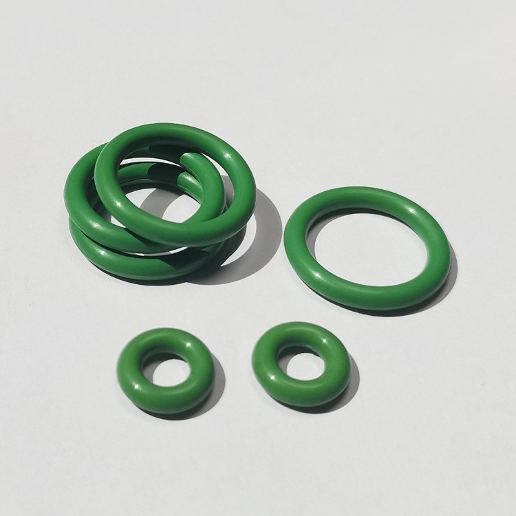 ขนาดที่กําหนดเอง อุปกรณ์กันอุณหภูมิ O-ring ยางฟลอรีนสีเขียว สําหรับเครื่องประปารถยนต์
