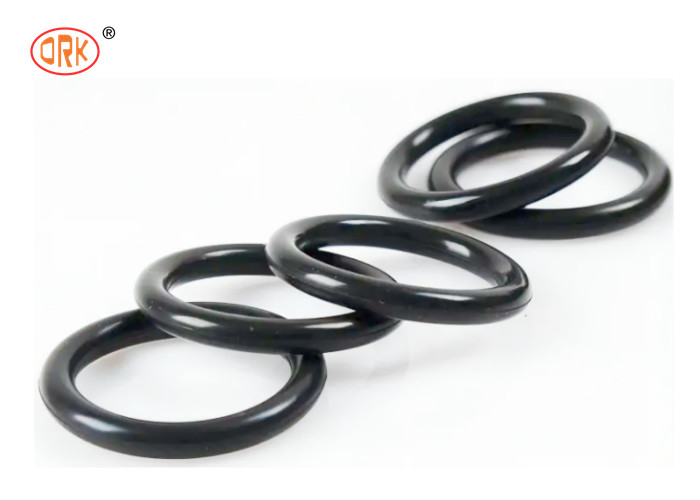 สีดํา 30-90 Shore A ระยะความแข็ง AS568 FKM O-Ring Fluorosilicone สําหรับส่วนของเครน