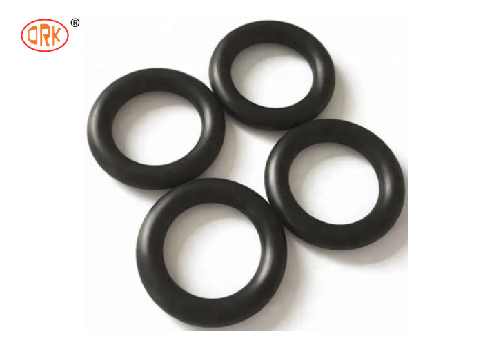 เครื่องประปารถยนต์ FFKM ที่ได้รับการกําหนดตามความต้องการ OEM พร้อมแหวนประปา O ยางฟรี สีดําและสีขาว