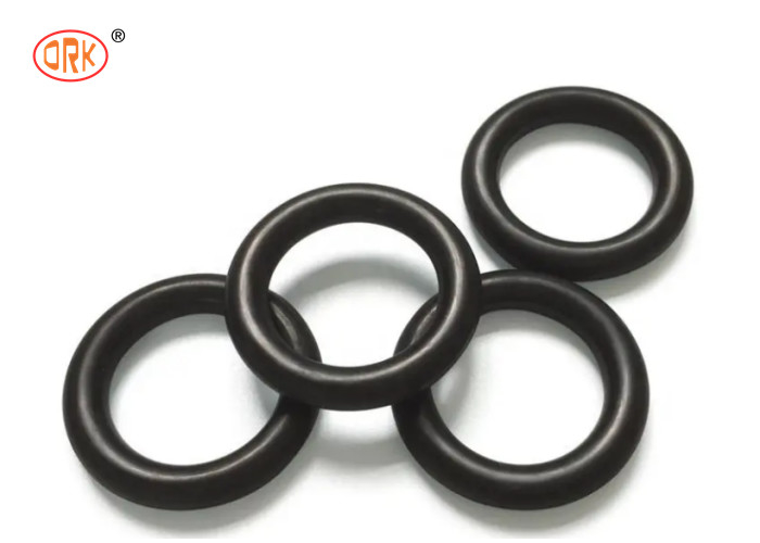 เครื่องประปารถยนต์ FFKM ที่ได้รับการกําหนดตามความต้องการ OEM พร้อมแหวนประปา O ยางฟรี สีดําและสีขาว