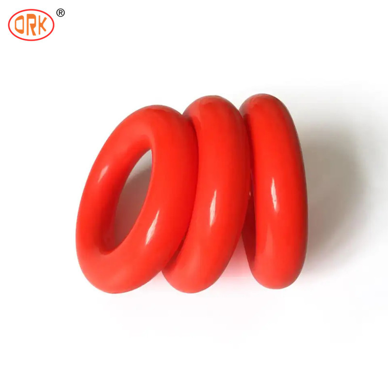 สีดํา สีแดง นุ่ม O แหวน ความต้านทานต่อการกัดกรอง อุณหภูมิ Neoprene CR ยางท่อ