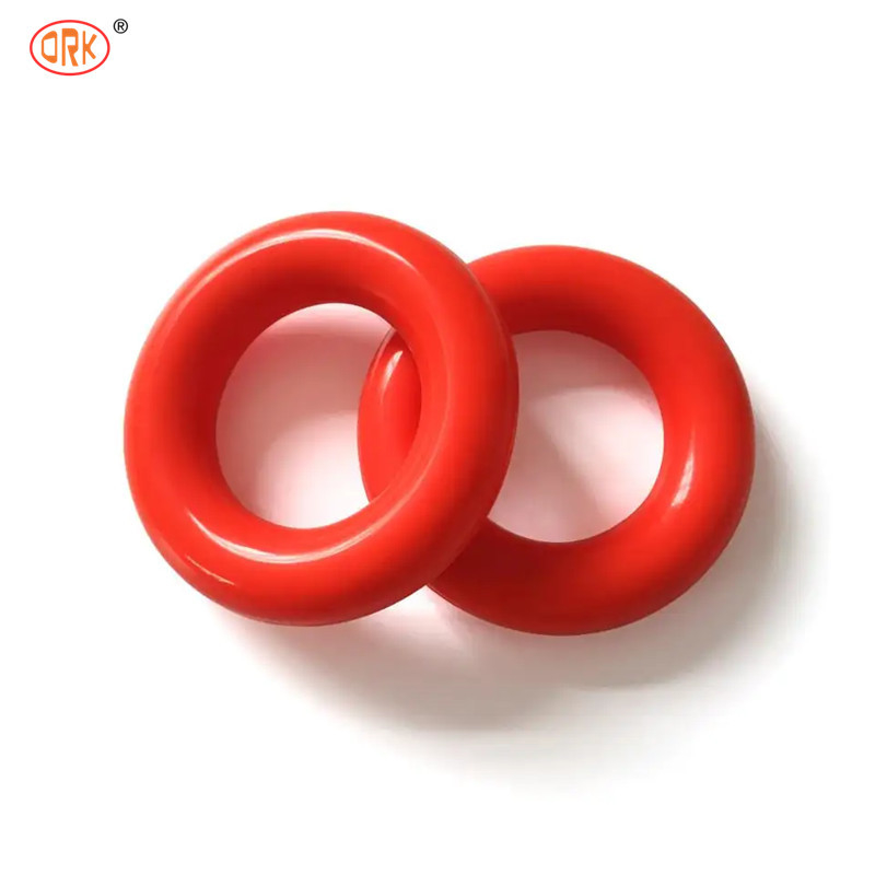 สีดํา สีแดง นุ่ม O แหวน ความต้านทานต่อการกัดกรอง อุณหภูมิ Neoprene CR ยางท่อ
