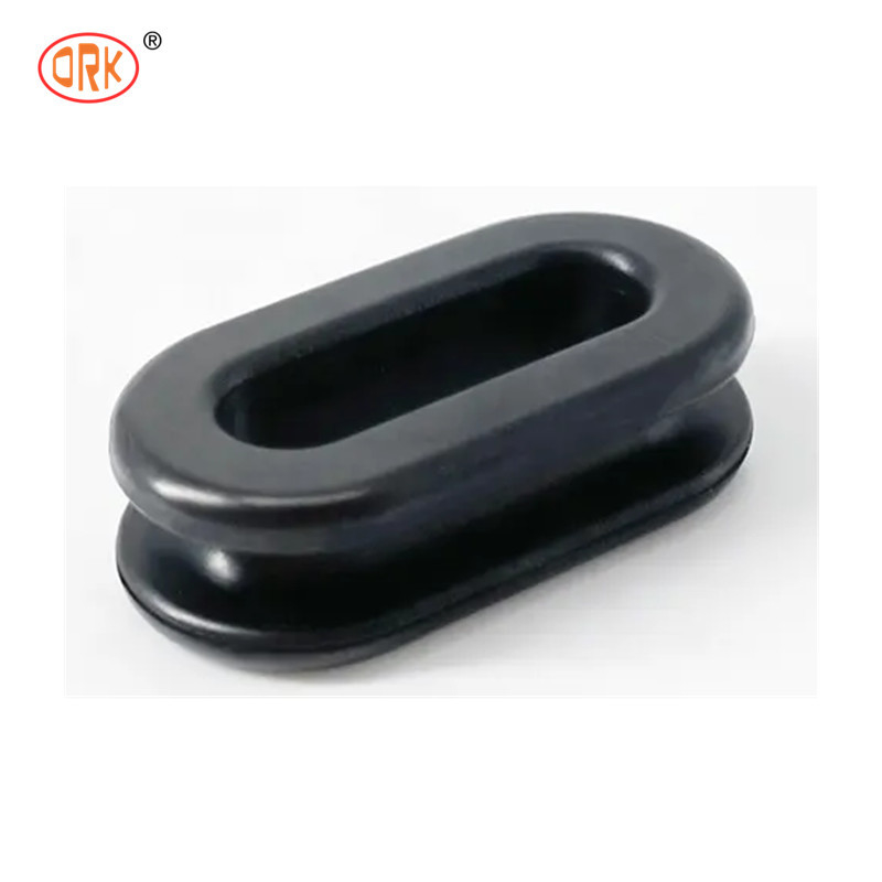 สีดํา CR รถยนต์ยาง Seal Neoprene Grommet ยาง Seal สําหรับสายเชื่อม